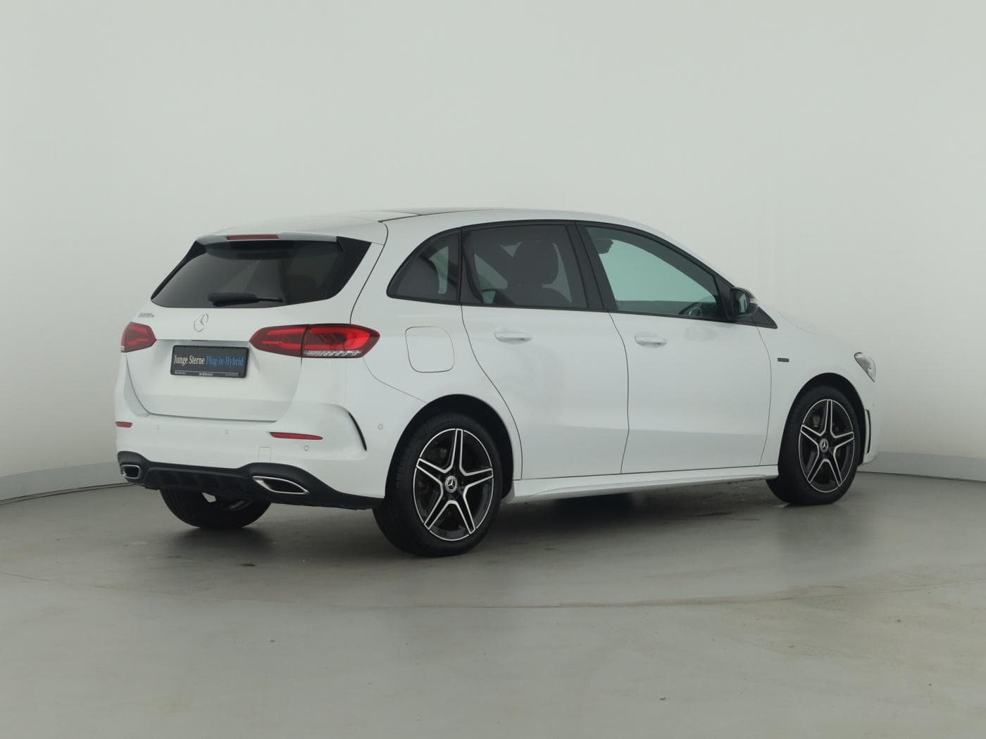 Mercedes-Benz B 250 e Bild 6