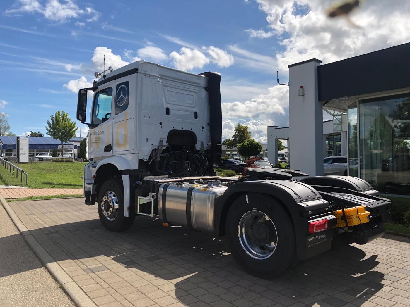 Mercedes-Benz Arocs 5 1851 LS 4x2 HAD Kipphydraulik Bild 3