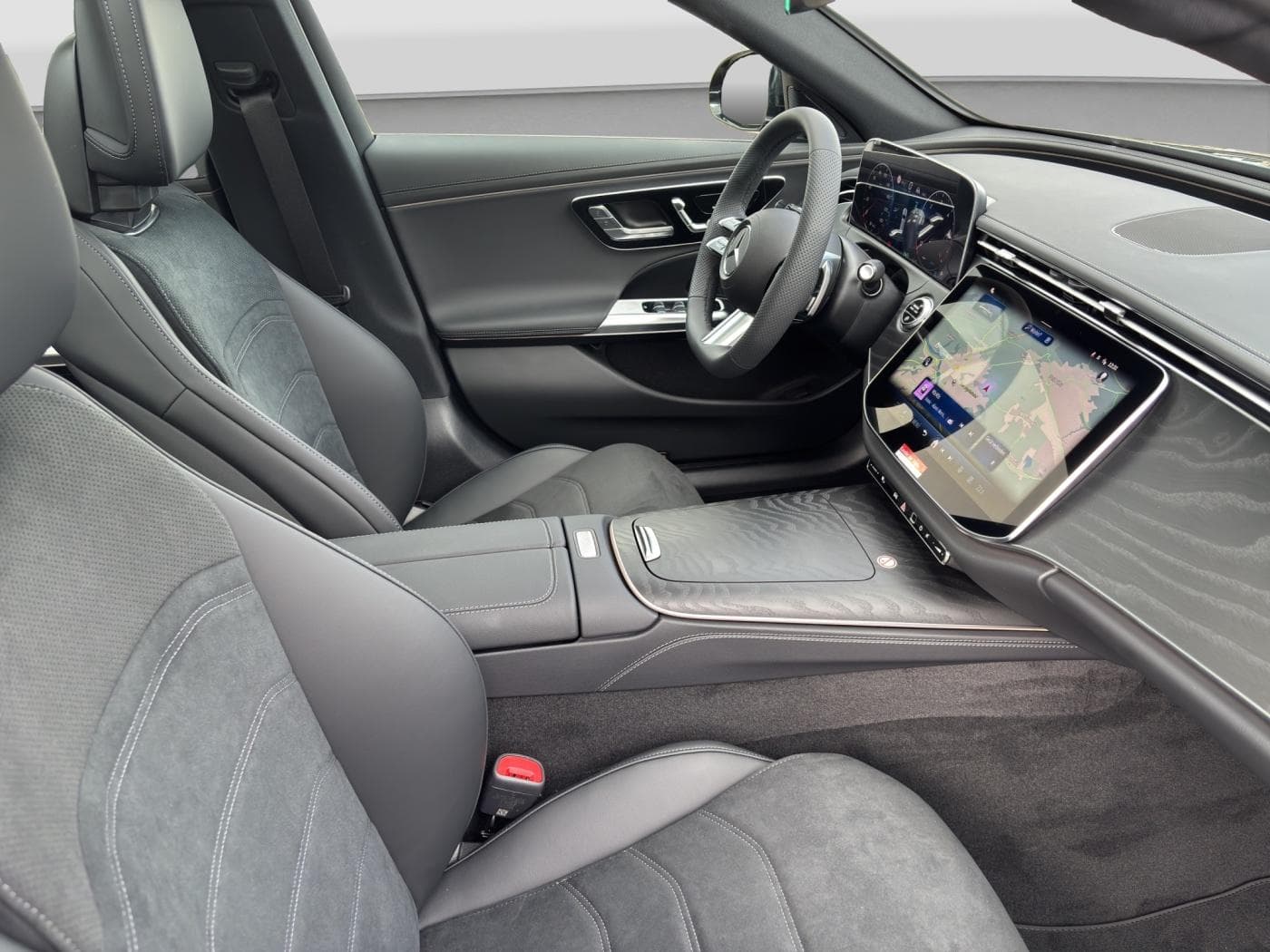 Mercedes-Benz E 200 d T-Modell Bild 15