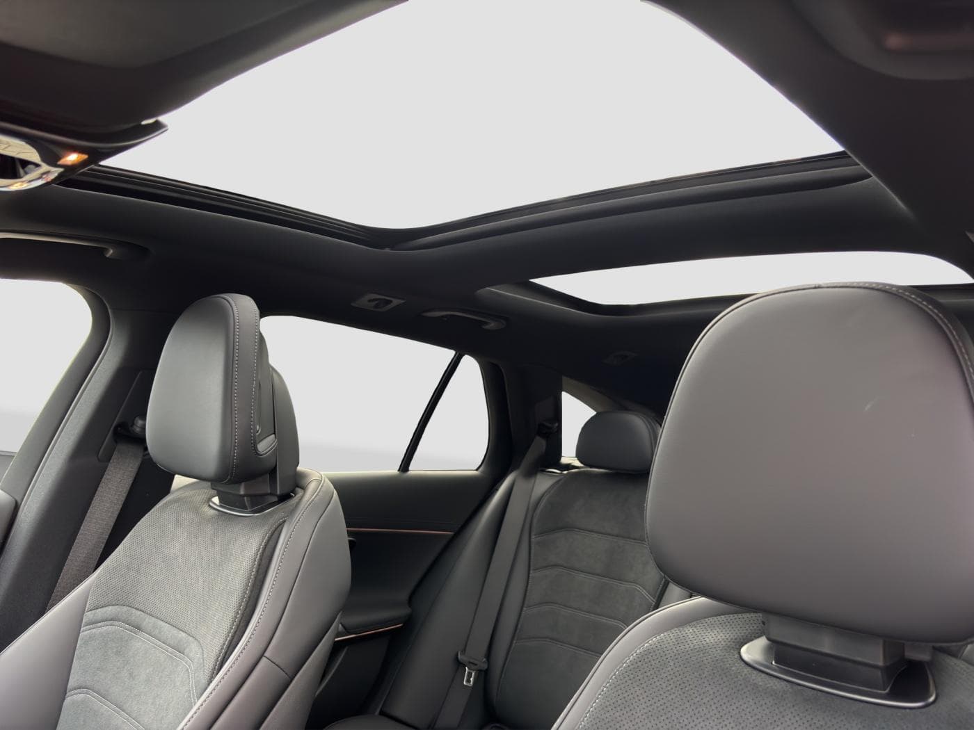 Mercedes-Benz E 200 d T-Modell Bild 16