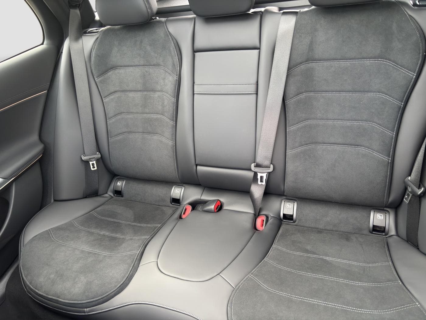 Mercedes-Benz E 200 d T-Modell Bild 17