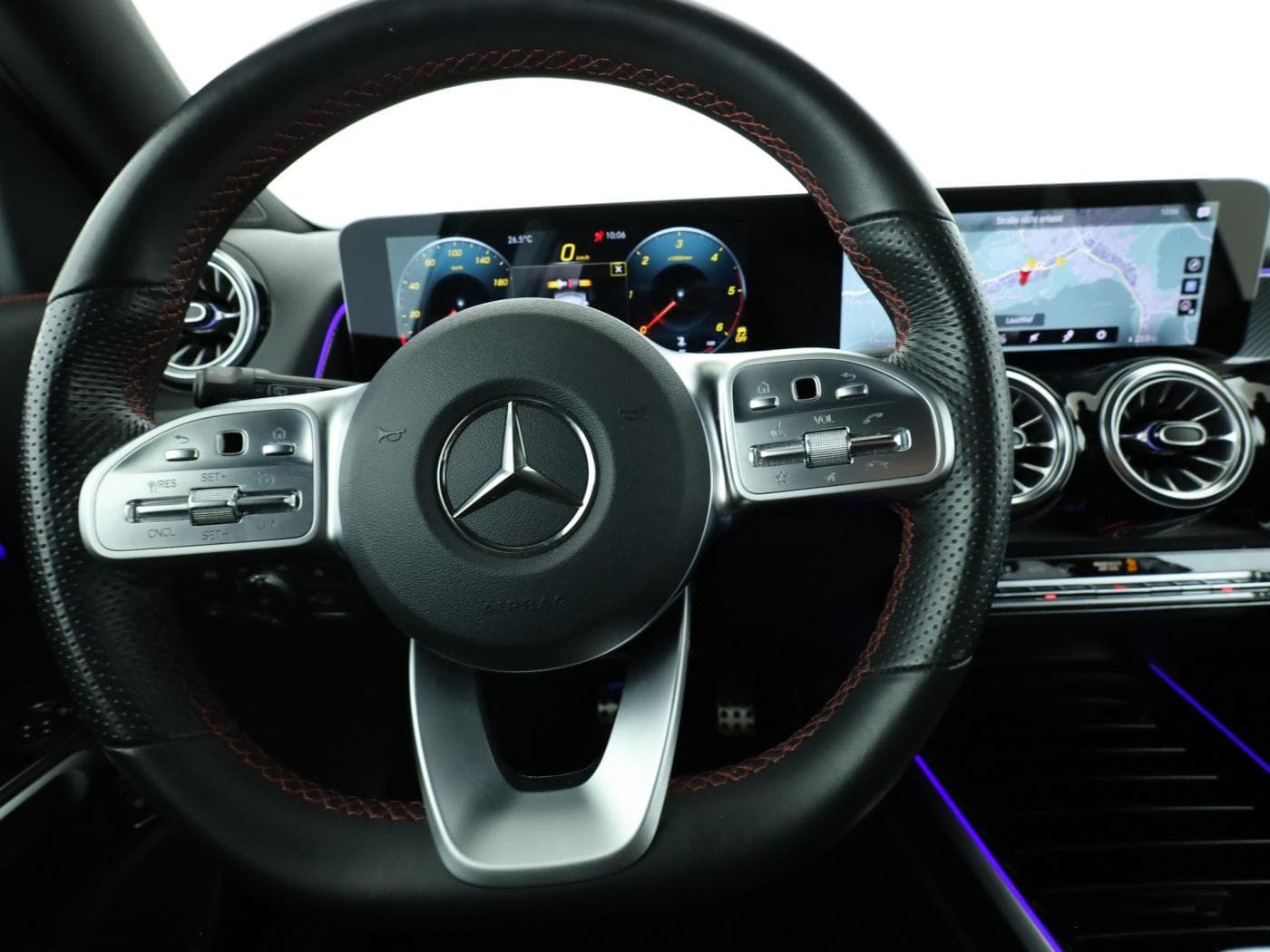Mercedes-Benz GLB 220 d 4M Bild 11