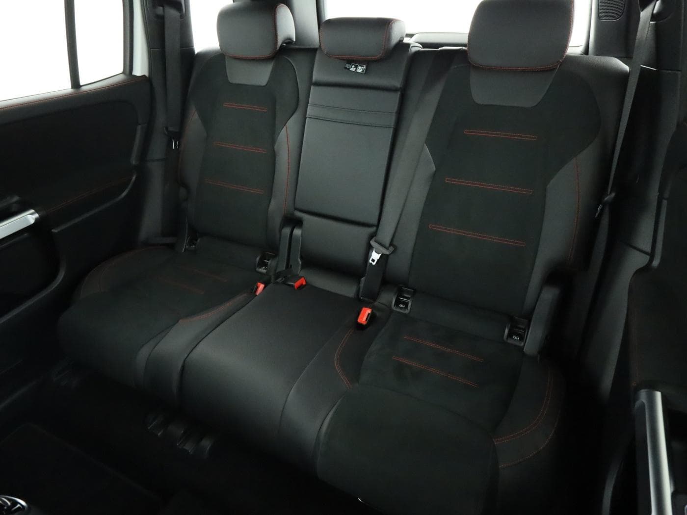 Mercedes-Benz GLB 220 d 4M Bild 18