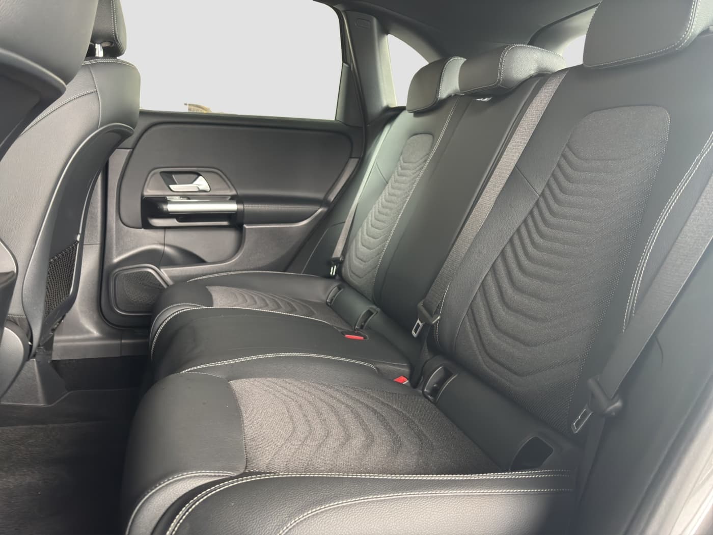 Mercedes-Benz B 180 Bild 16