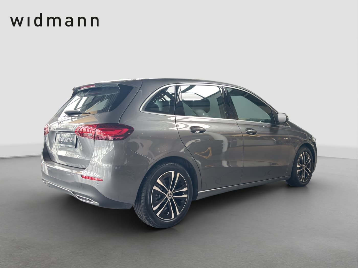 Mercedes-Benz B 180 Bild 3