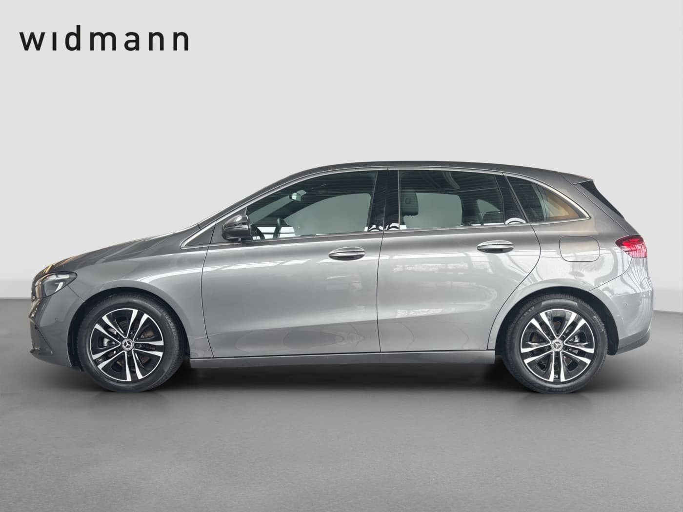 Mercedes-Benz B 180 Bild 5