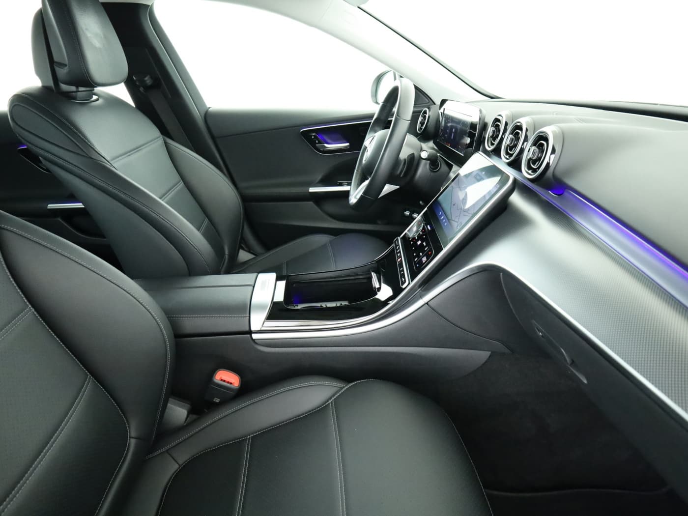 Mercedes-Benz C 300 e T Bild 17