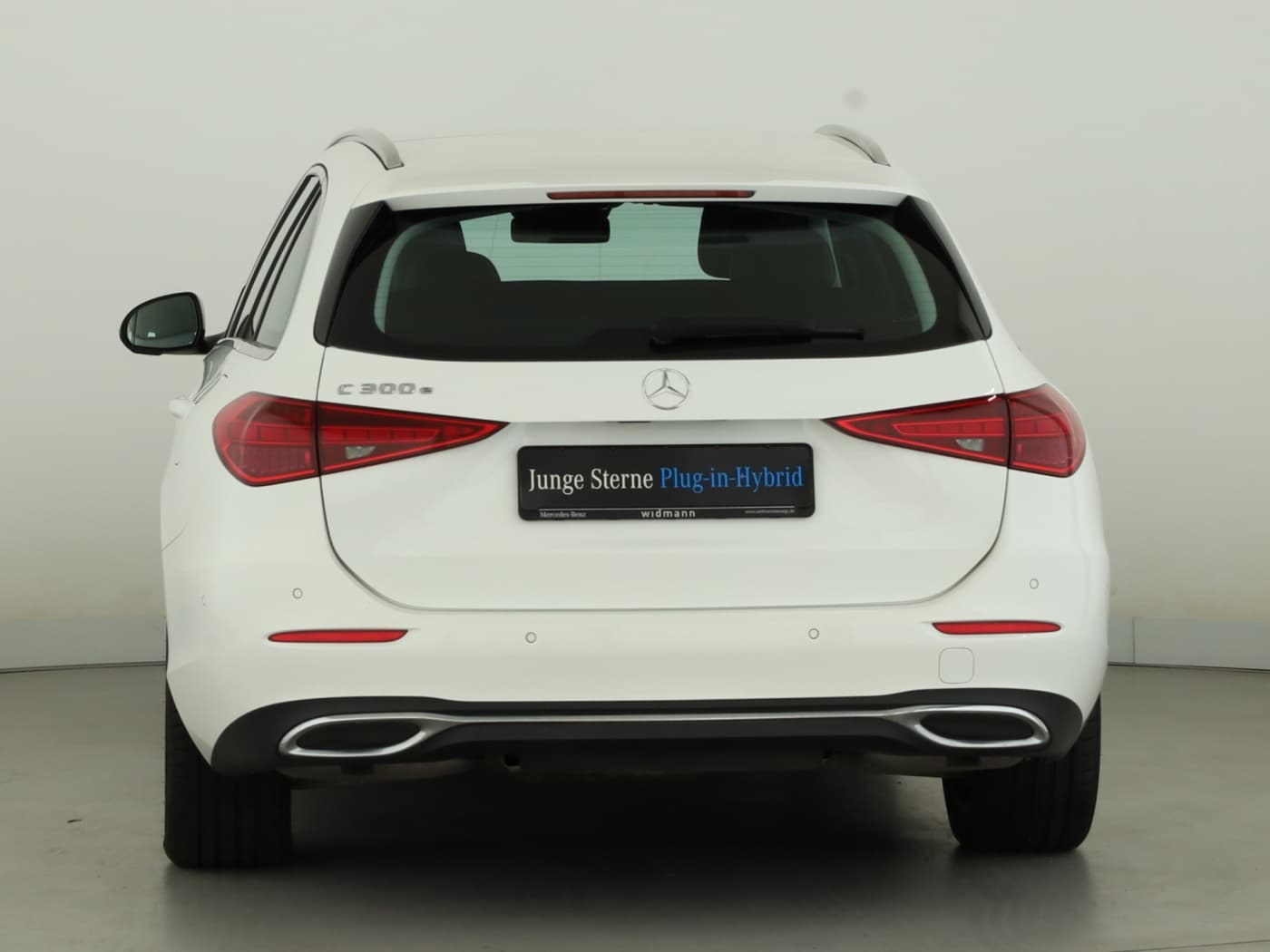 Mercedes-Benz C 300 e T Bild 4