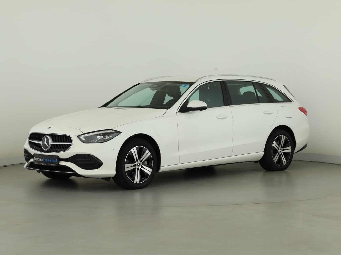 Mercedes-Benz C 300 e T Bild 5