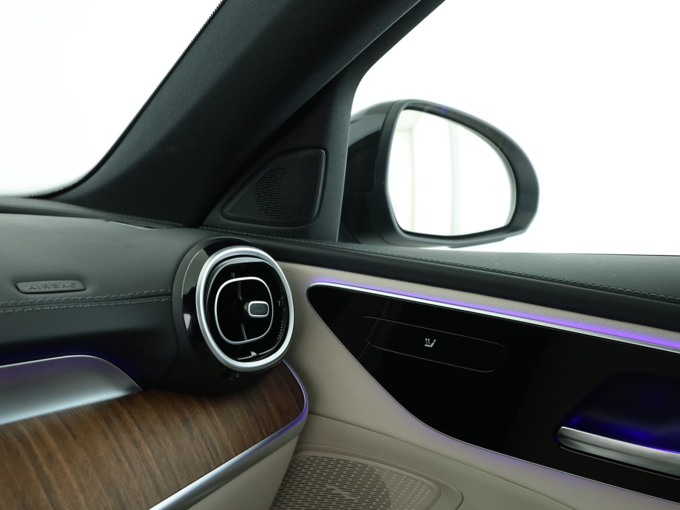 Mercedes-Benz C 300 d T Bild 16