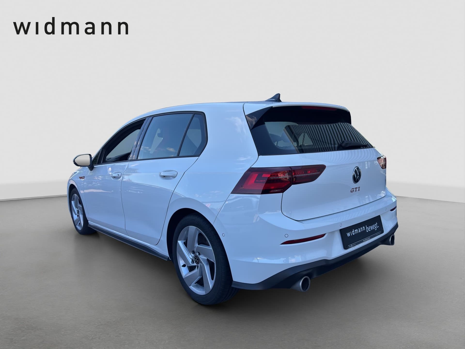 Volkswagen Golf GTI 2.0 245 PS DSG AHK NAVI Kamera Bild 8