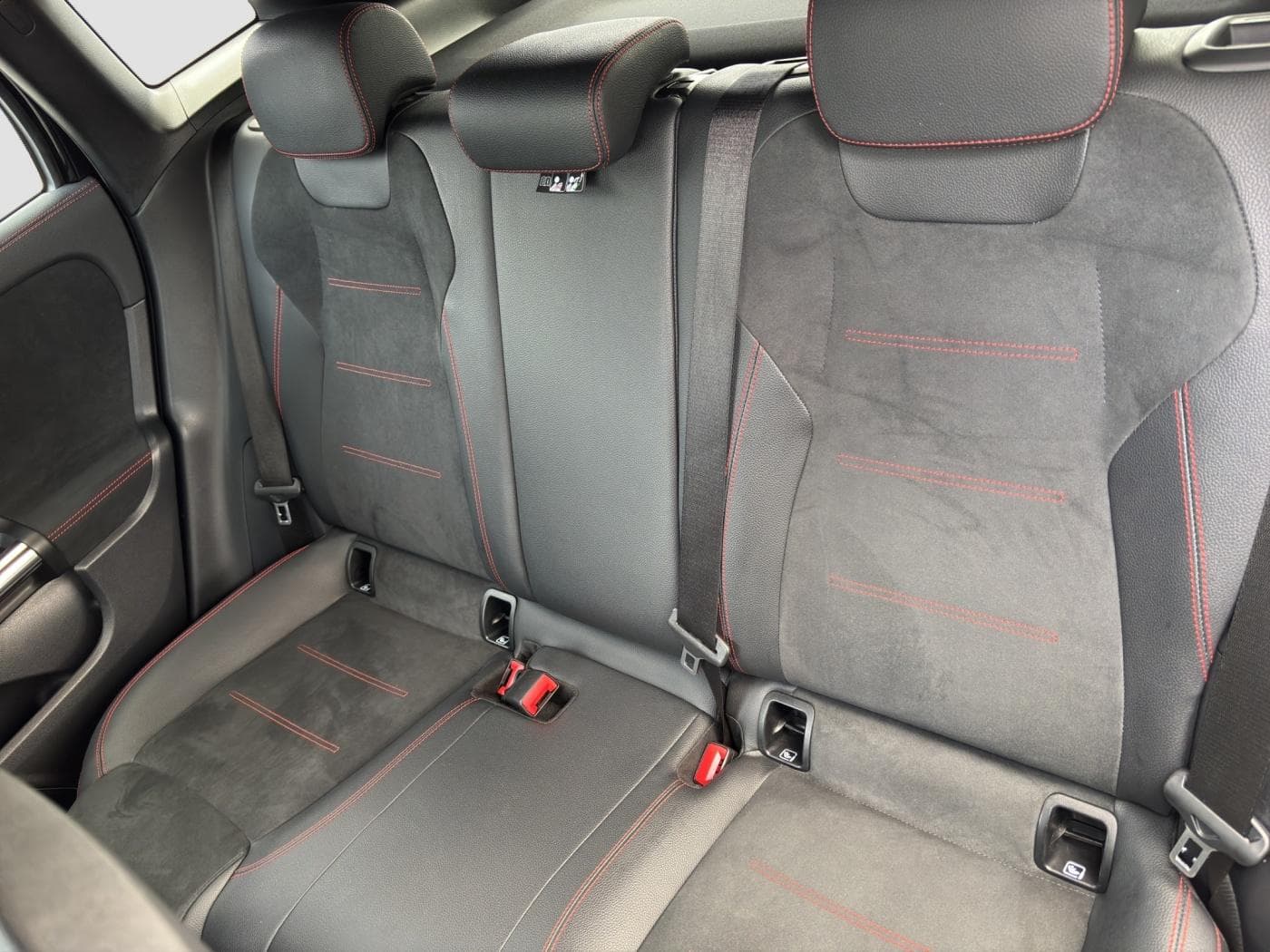 Mercedes-Benz GLA 250 e Bild 16