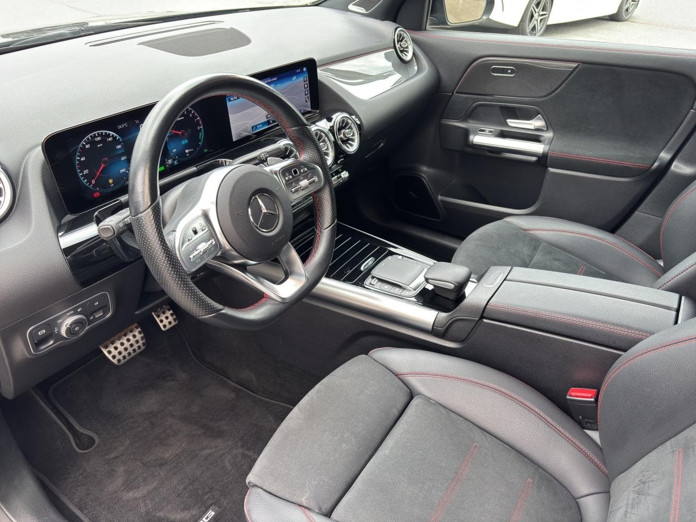Mercedes-Benz GLA 250 e Bild 21