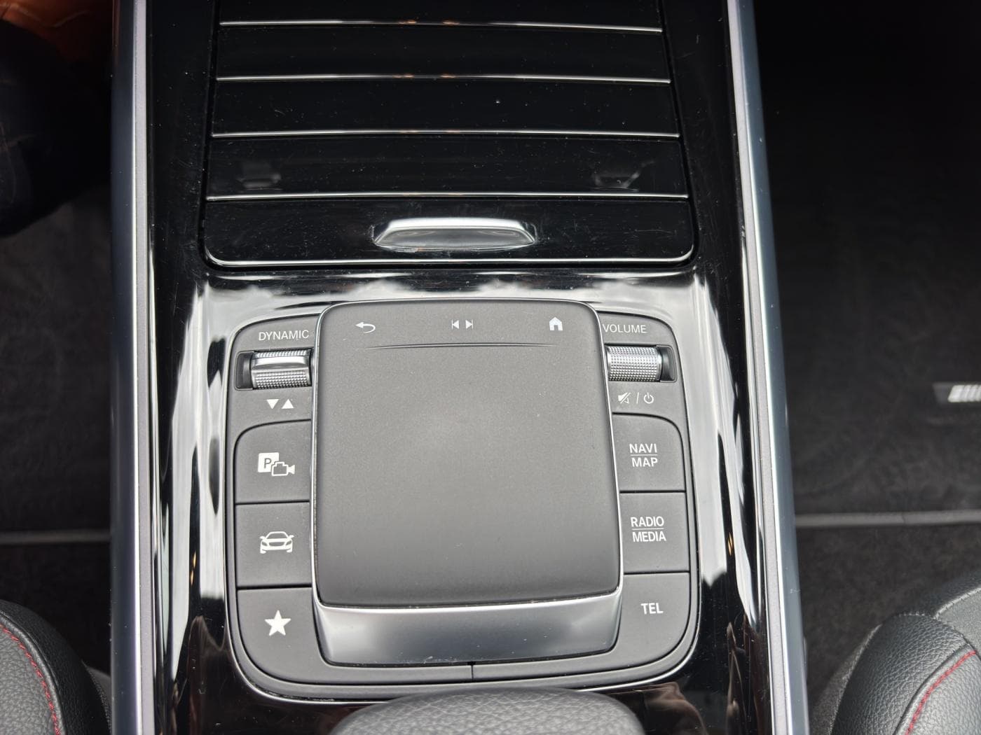 Mercedes-Benz GLA 250 e Bild 24