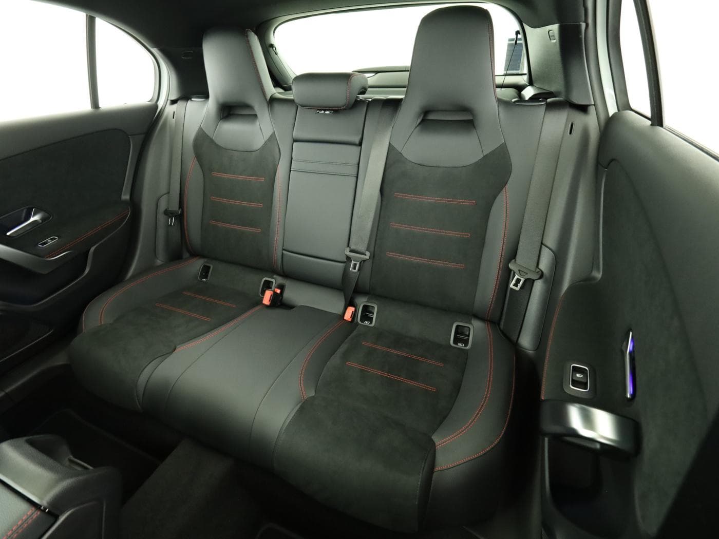 Mercedes-Benz A 200 d Bild 18