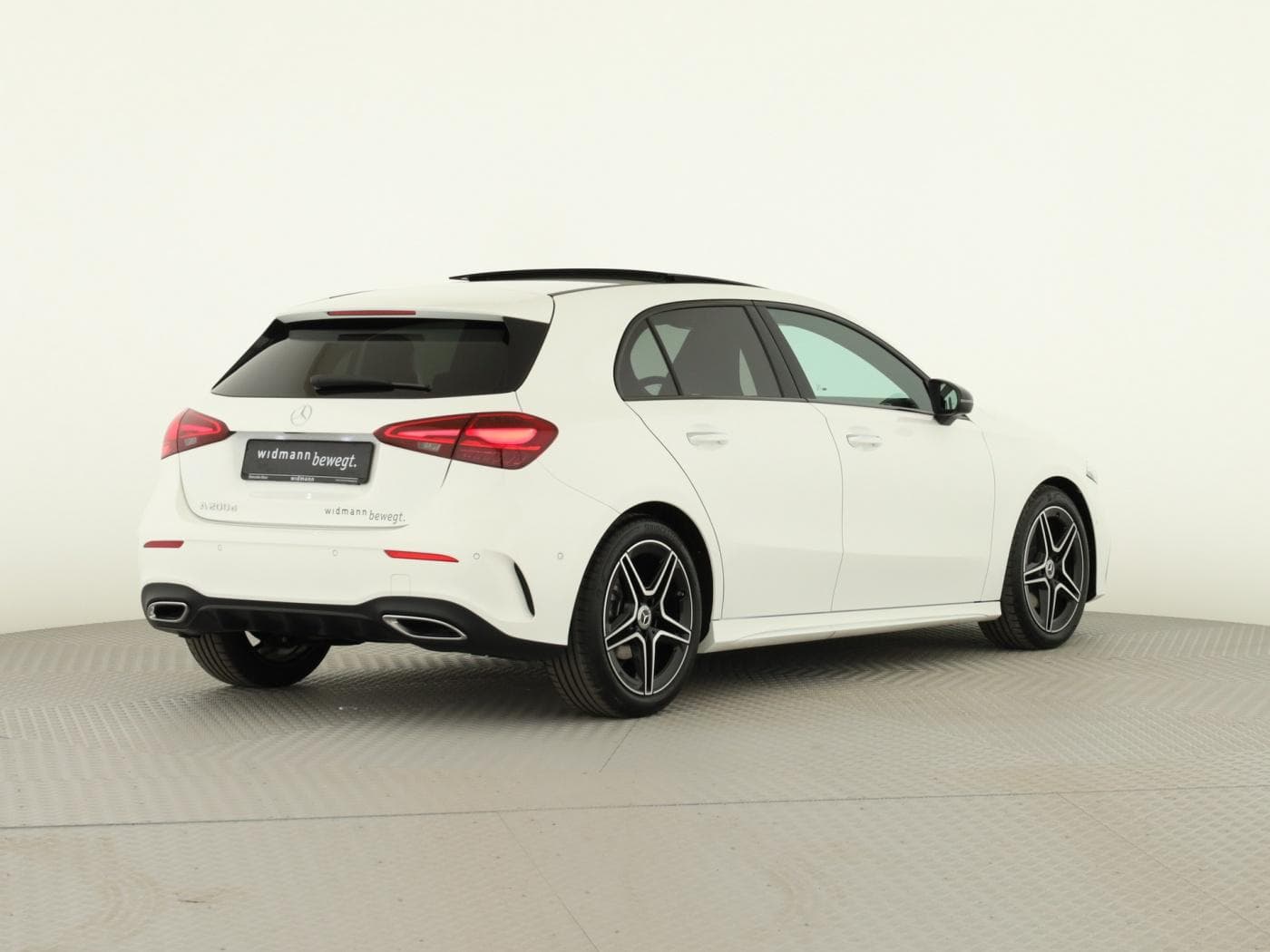 Mercedes-Benz A 200 d Bild 6