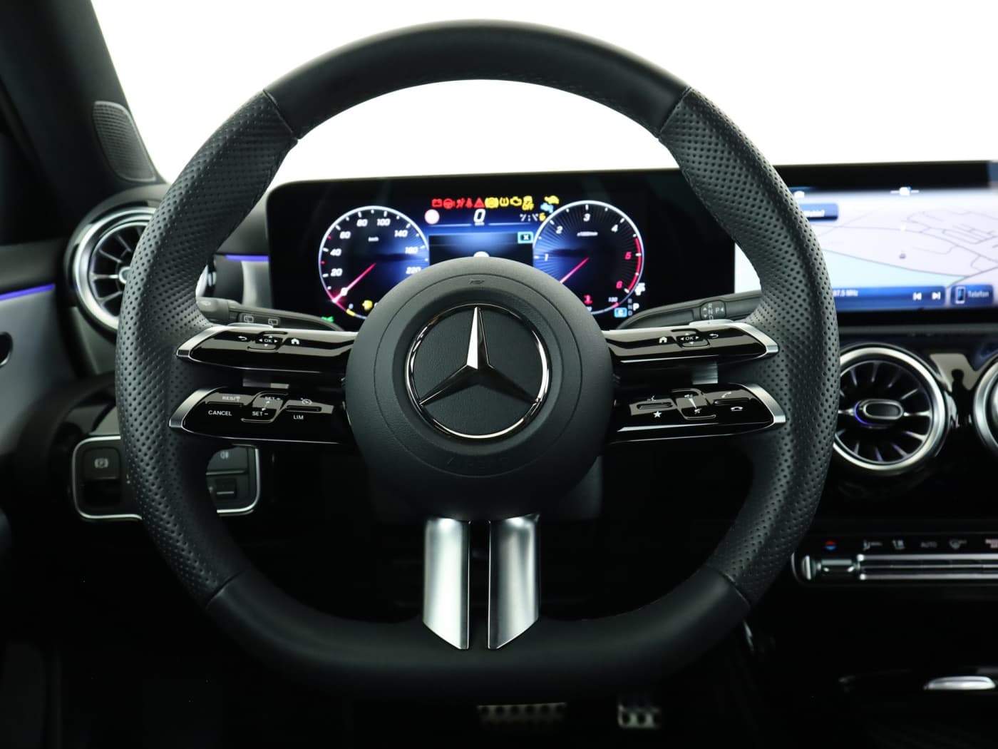 Mercedes-Benz A 180 d Bild 11