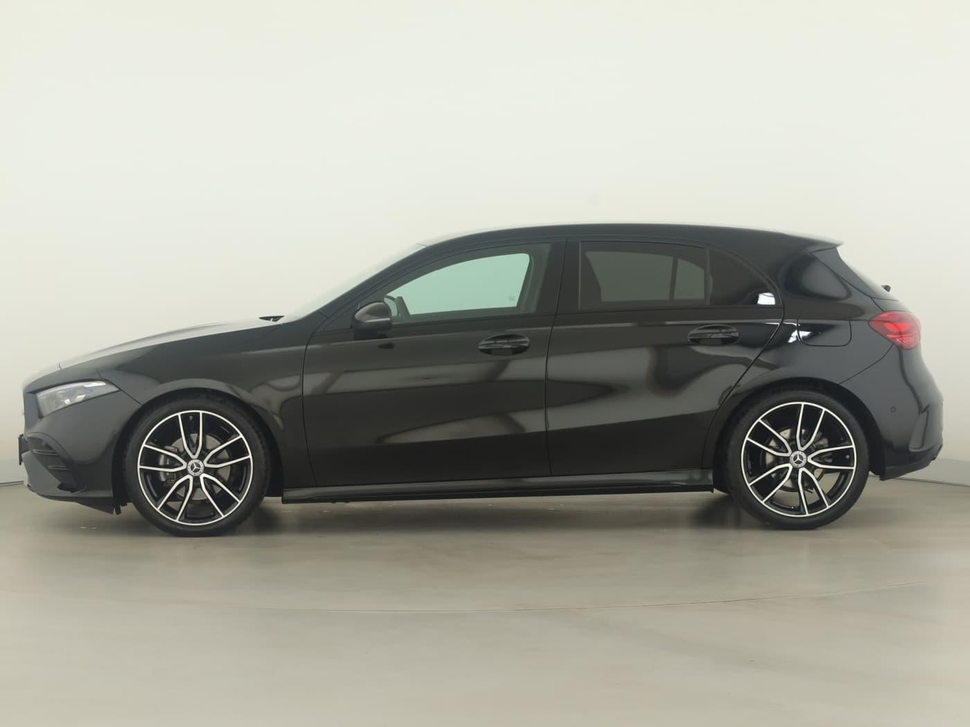Mercedes-Benz A 180 d Bild 7