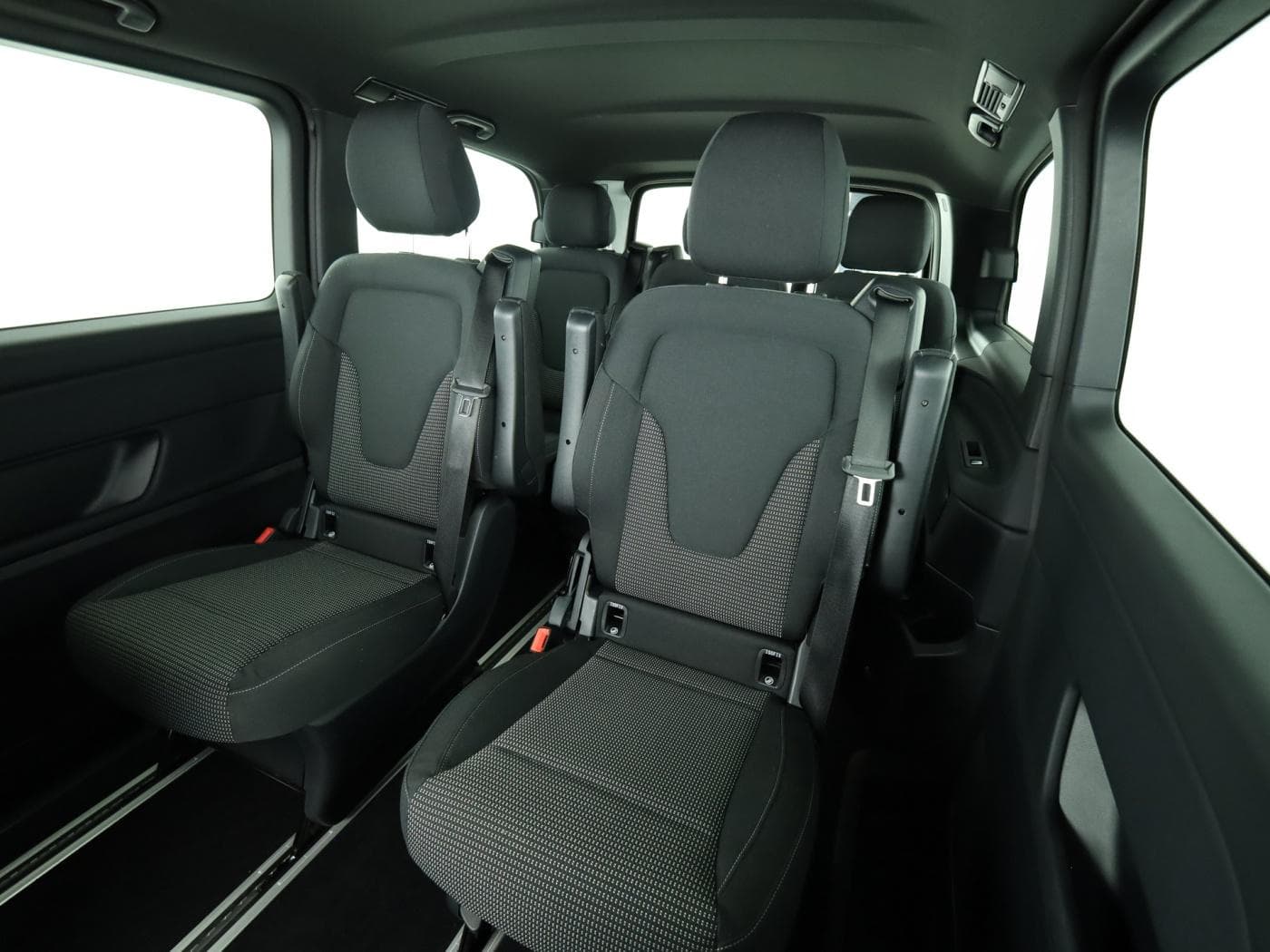 Mercedes-Benz EQV 300 lang (7 Sitzer) Bild 18