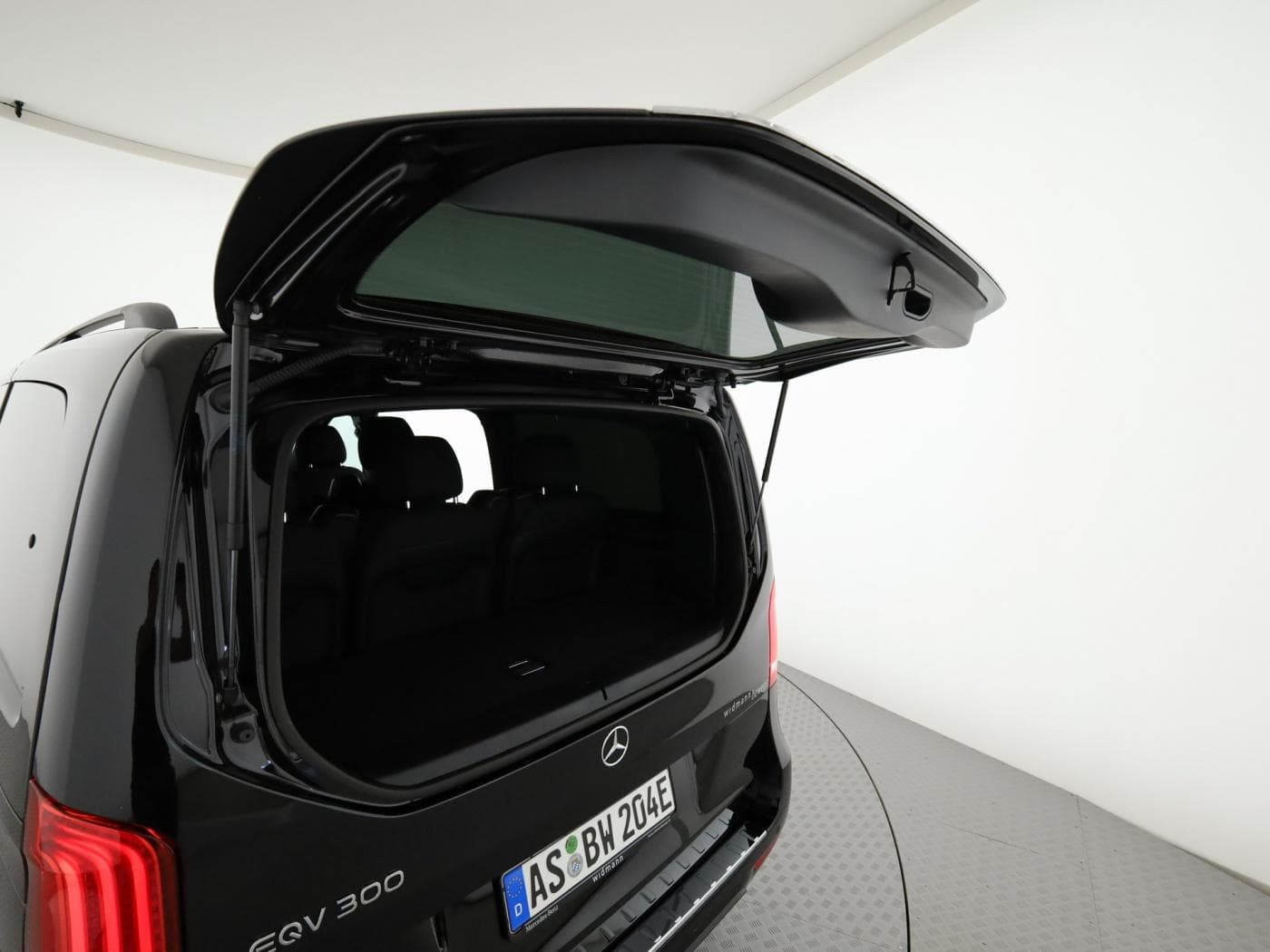 Mercedes-Benz EQV 300 lang (7 Sitzer) Bild 23