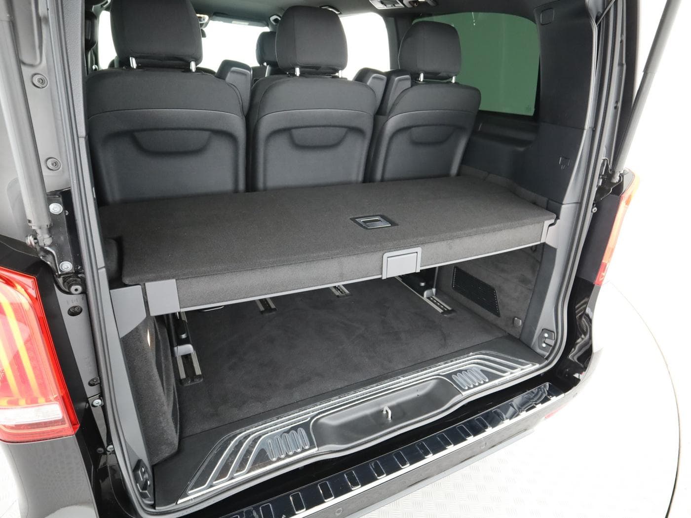 Mercedes-Benz EQV 300 lang (7 Sitzer) Bild 25