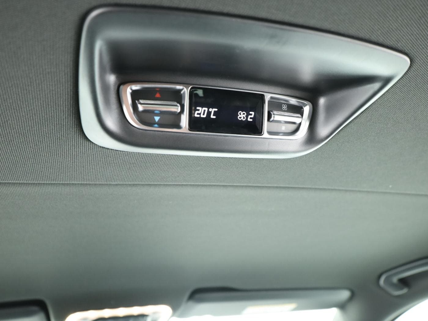 Mercedes-Benz EQV 300 lang (7 Sitzer) Bild 27