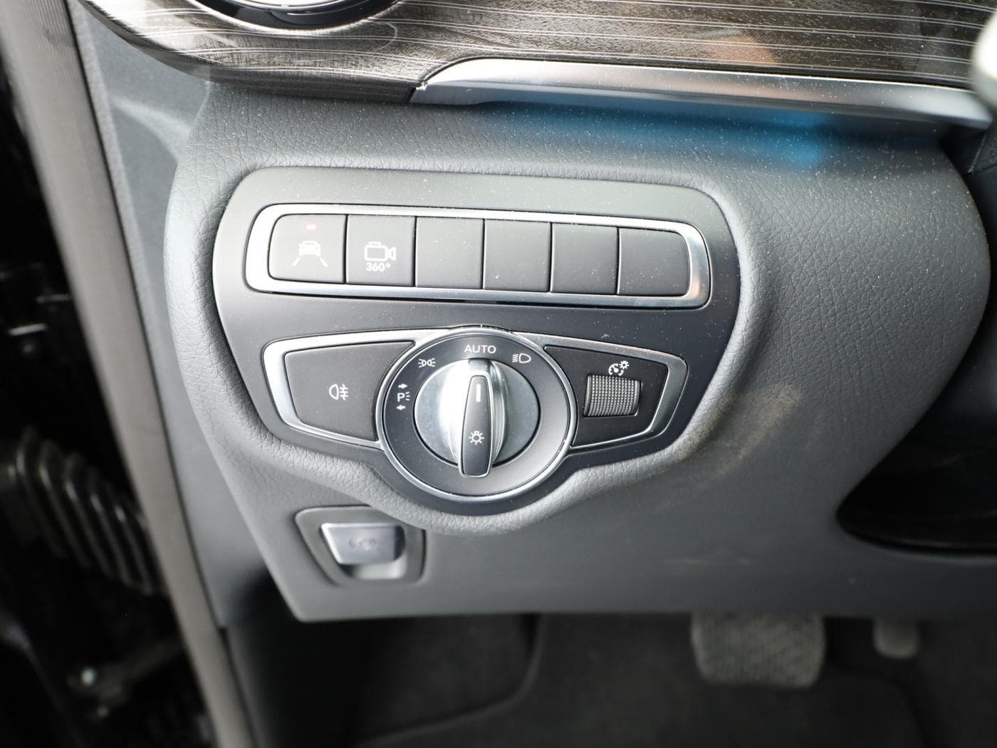 Mercedes-Benz EQV 300 lang (7 Sitzer) Bild 29