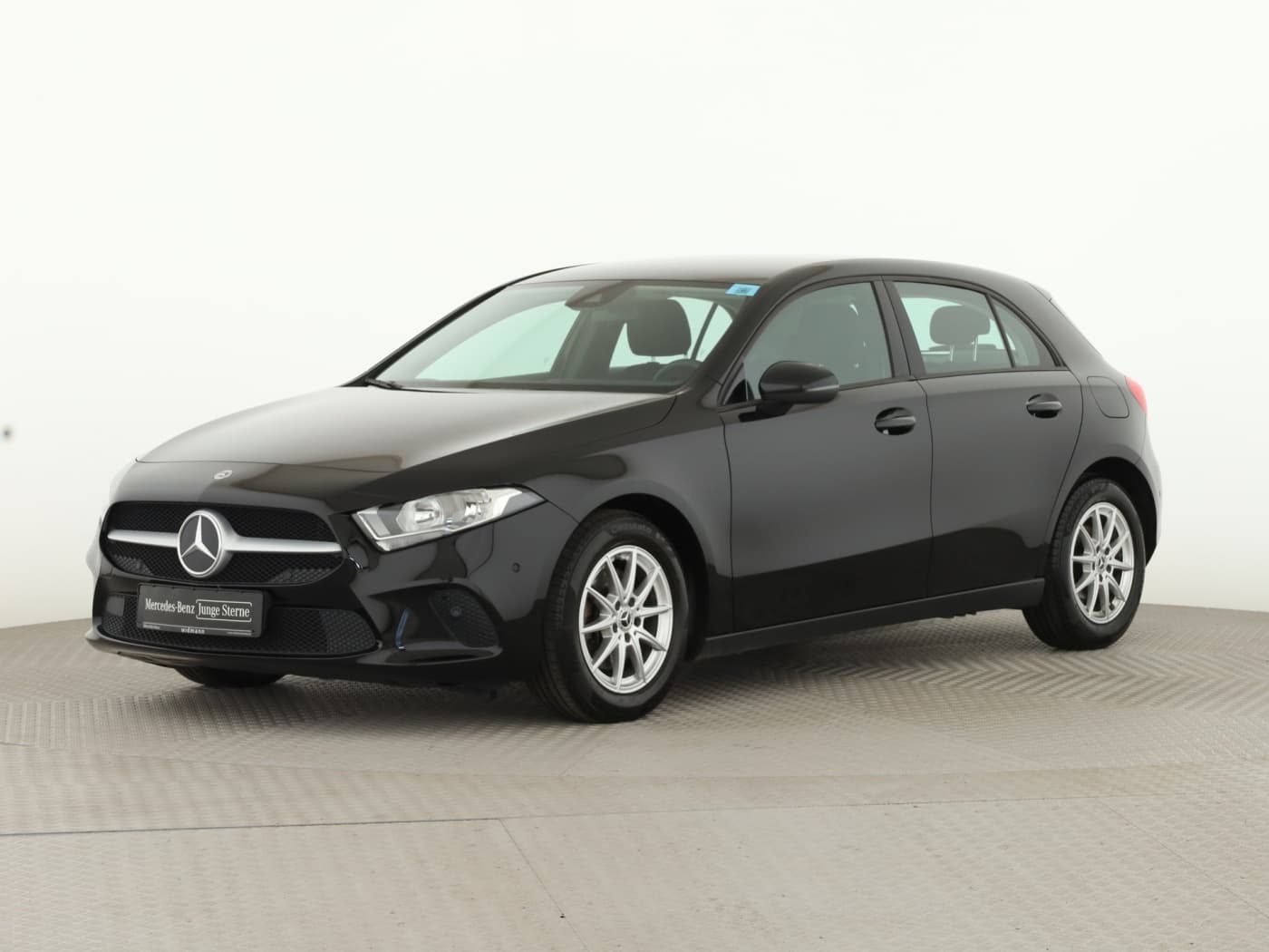 Mercedes-Benz A 180 d Bild 5