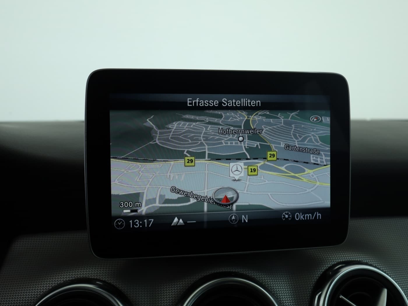 Mercedes-Benz GLA 200 Bild 13