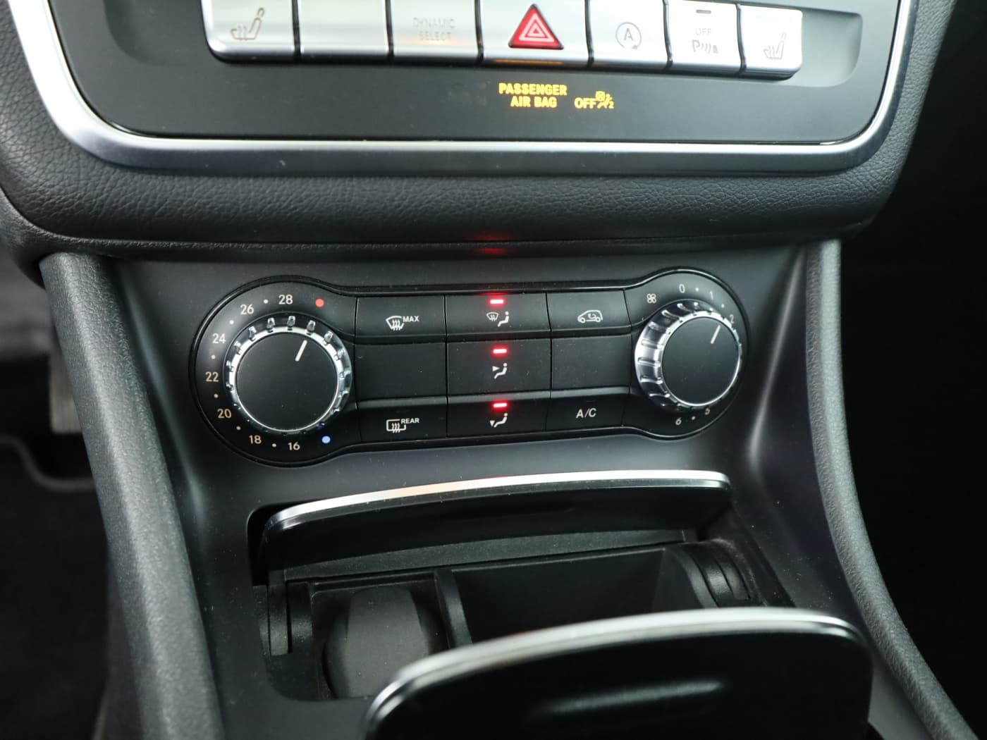 Mercedes-Benz GLA 200 Bild 14