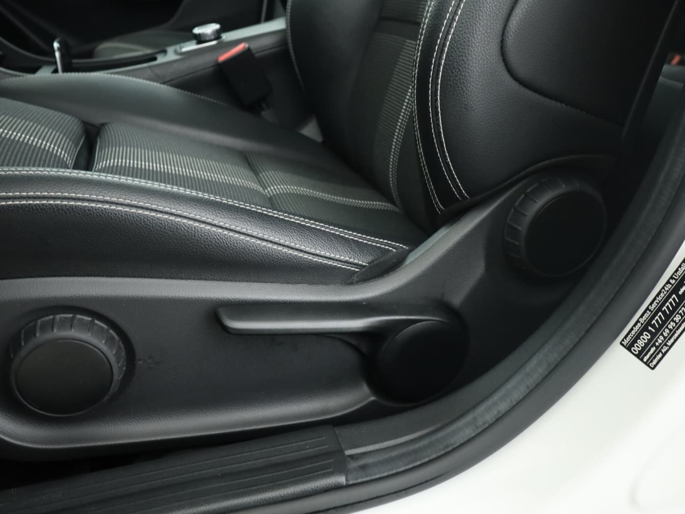 Mercedes-Benz GLA 200 Bild 25