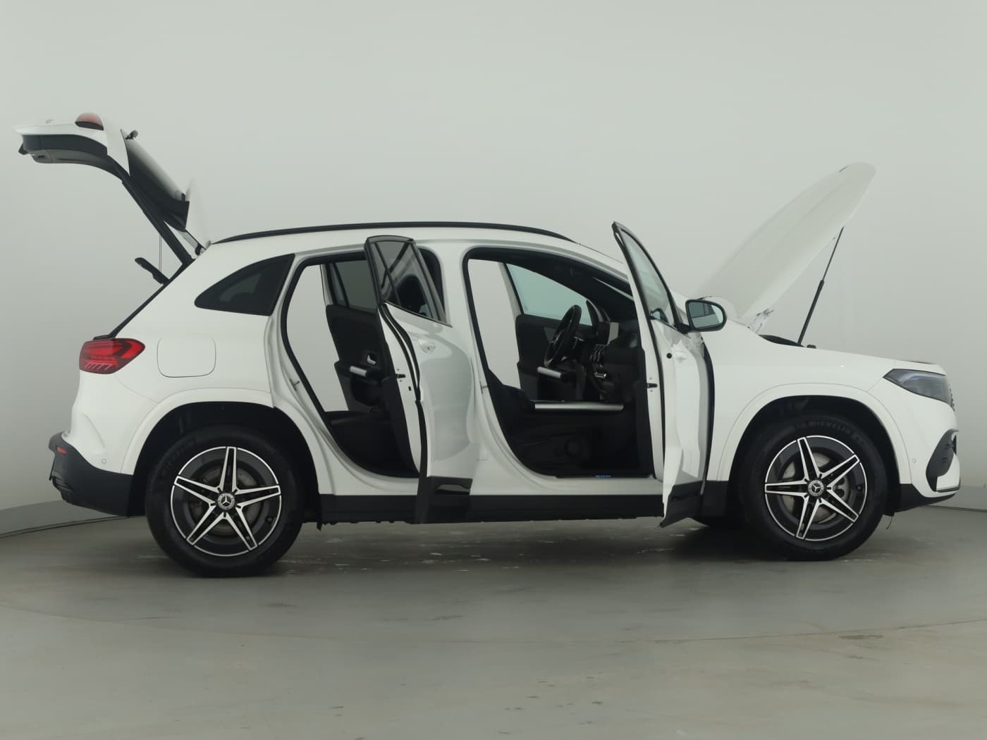 Mercedes-Benz EQA 350 4M Bild 8