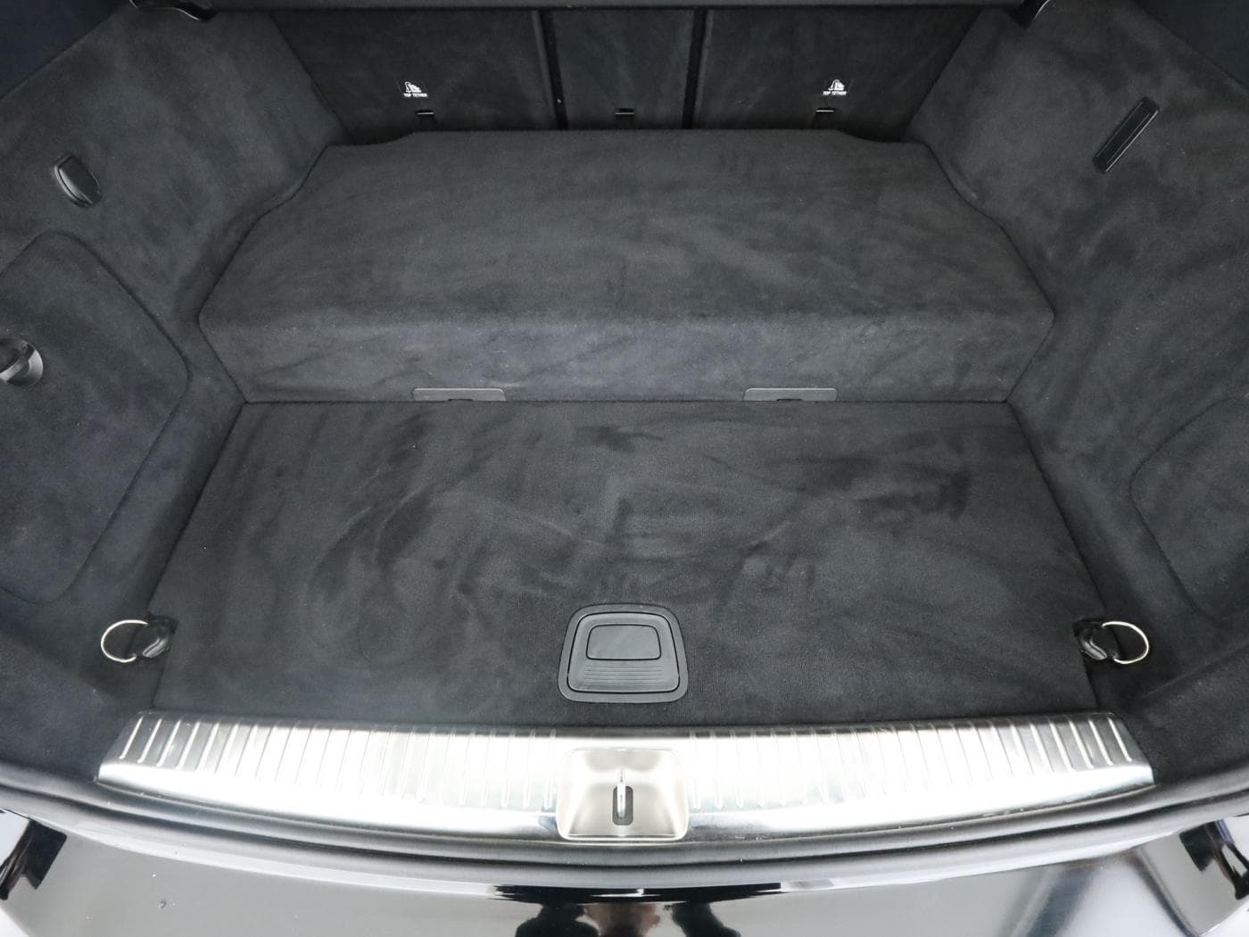 Mercedes-Benz C 300 e T Bild 22
