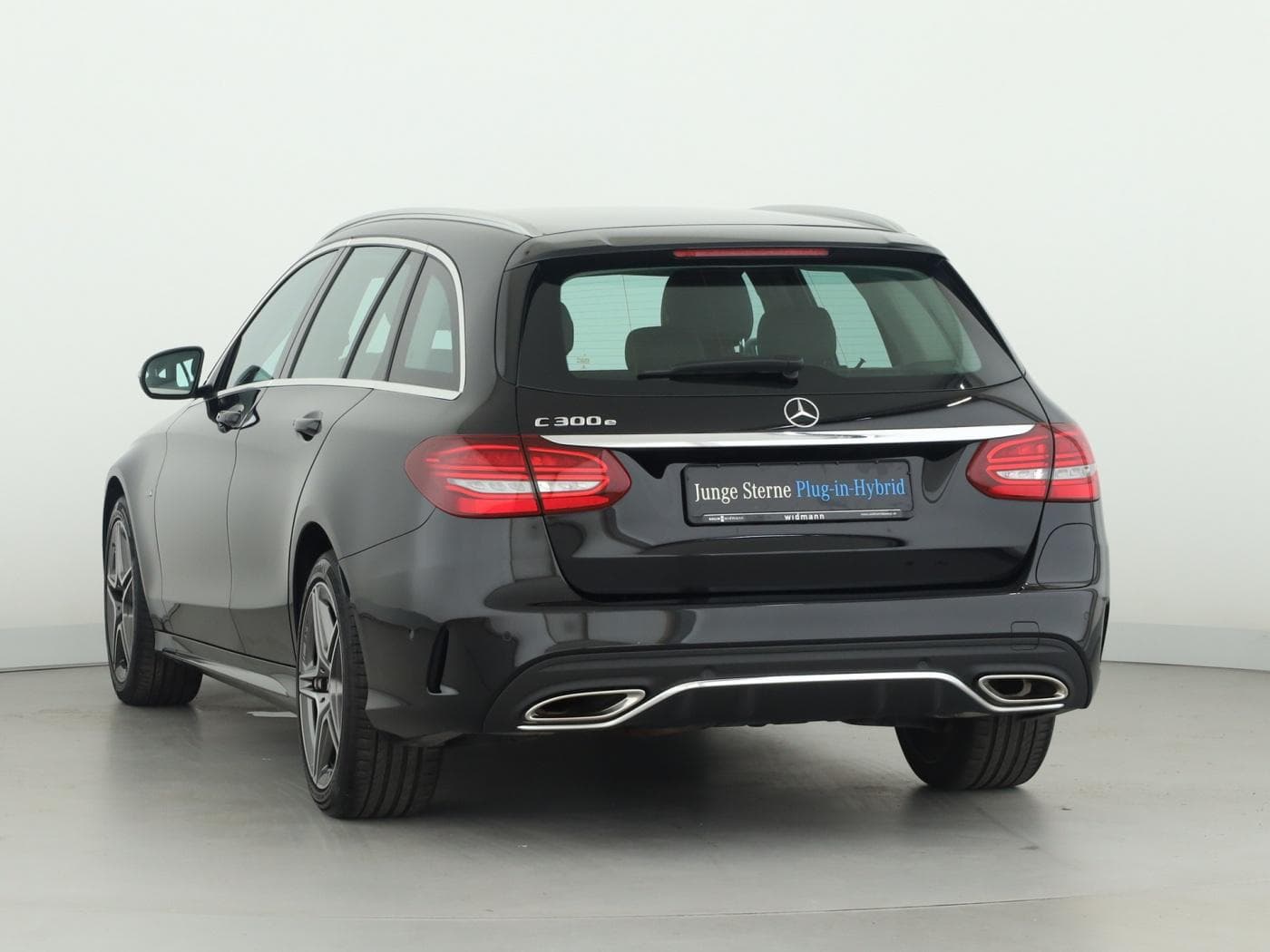 Mercedes-Benz C 300 e T Bild 4