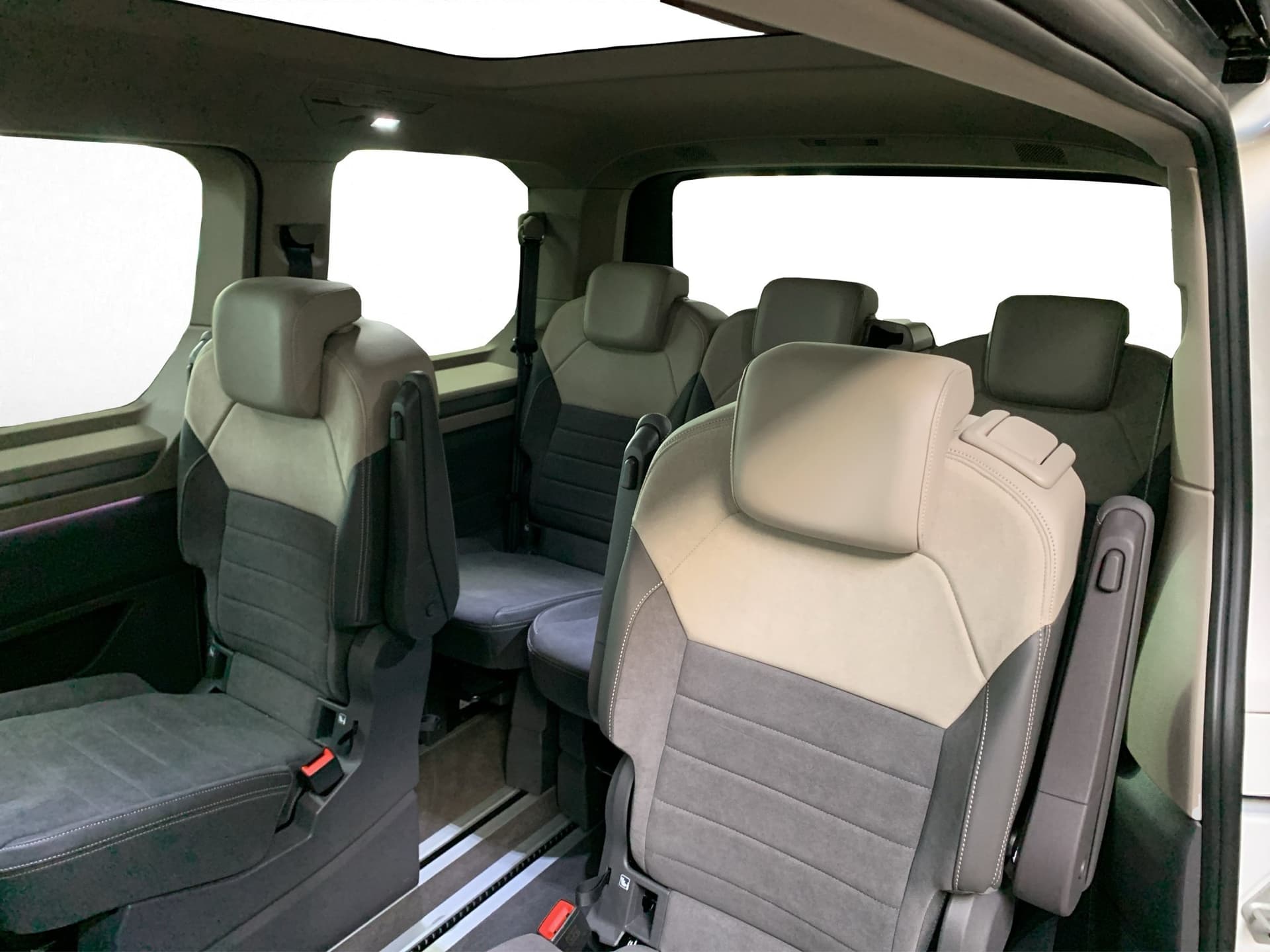 Volkswagen T7 Multivan GOAL 2.0 TDI Bild 15