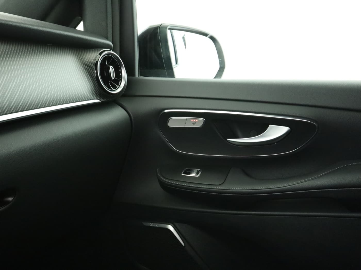 Mercedes-Benz V 300 d AMG-Line Lang Bild 16