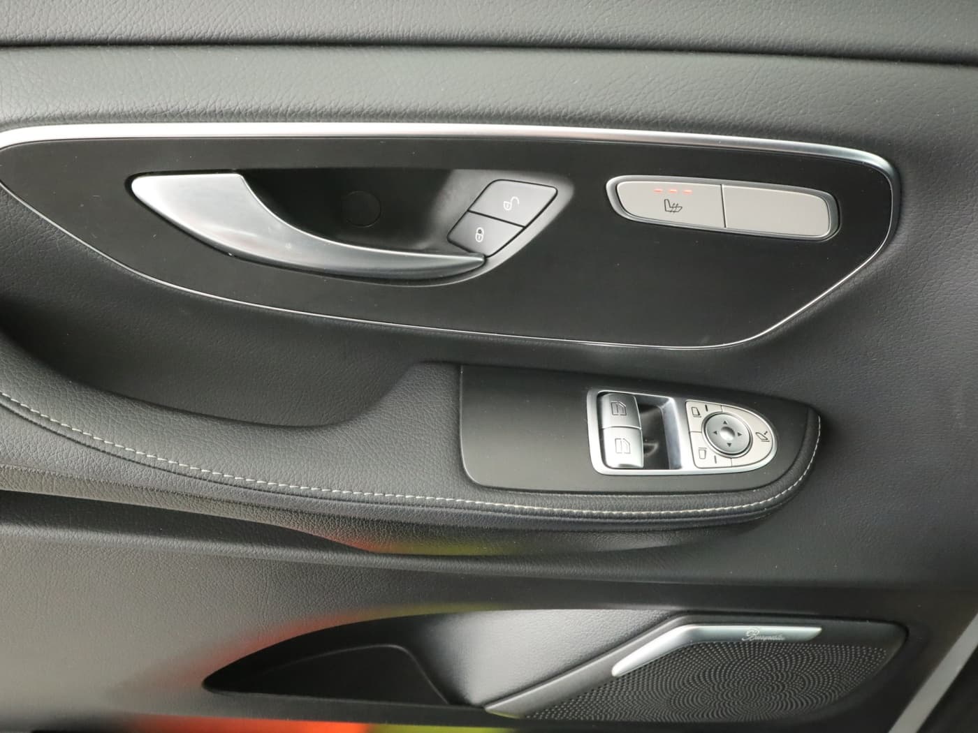 Mercedes-Benz V 300 d AMG-Line Lang Bild 20