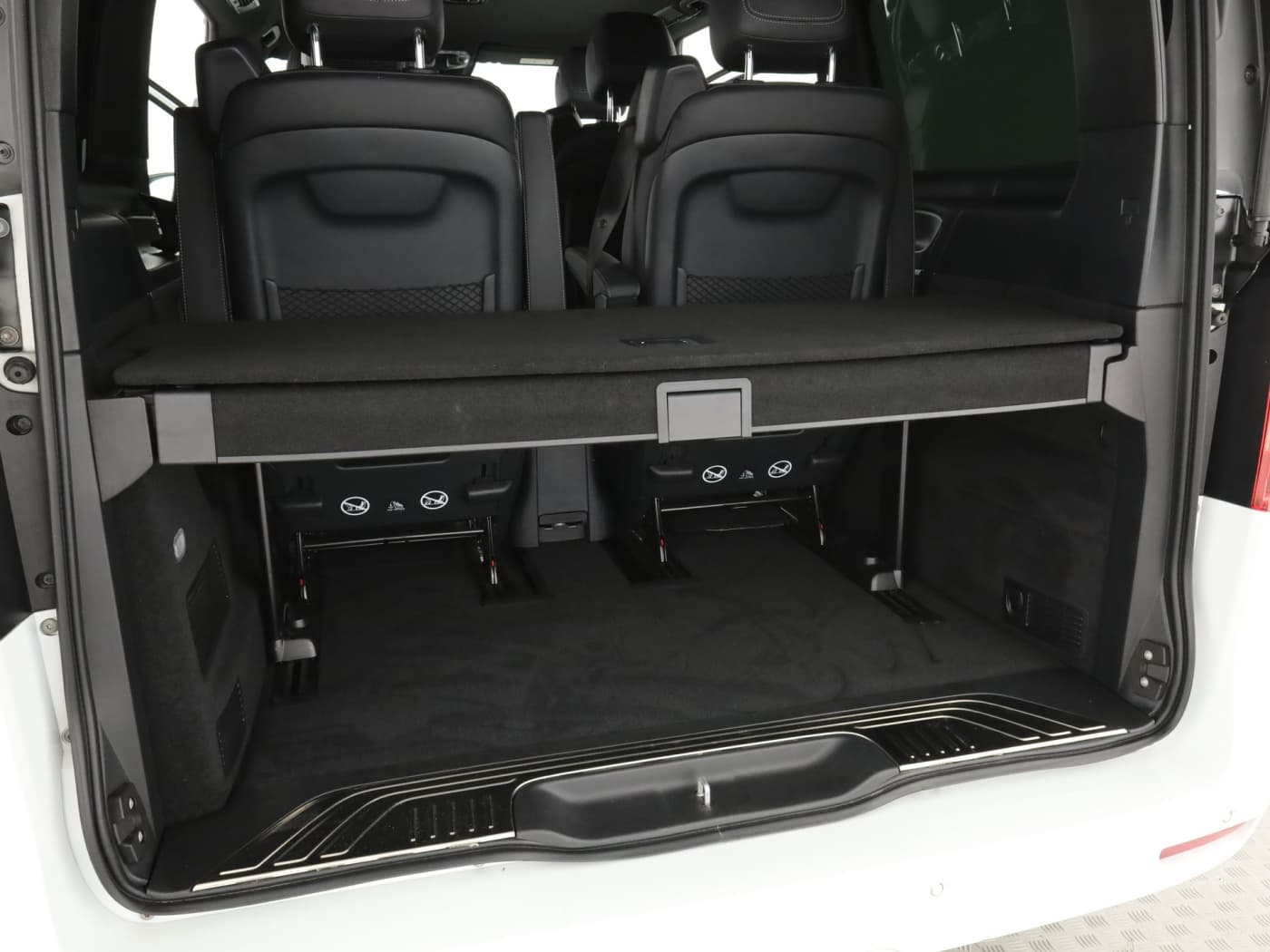 Mercedes-Benz V 300 d AMG-Line Lang Bild 22
