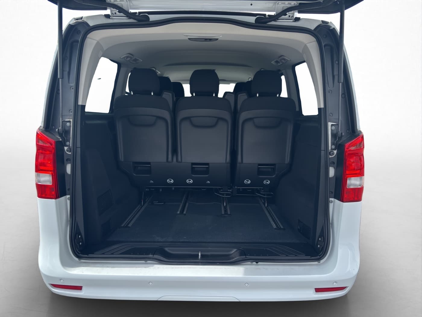 Mercedes-Benz V 220 d RISE Lang Bild 18
