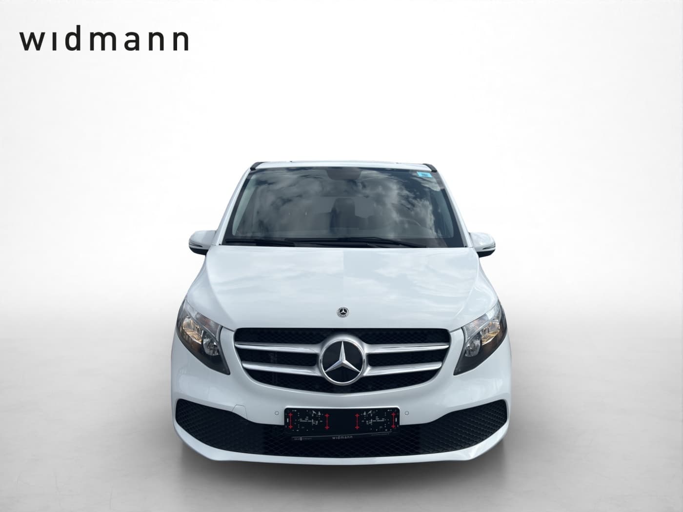 Mercedes-Benz V 220 d RISE Lang Bild 2