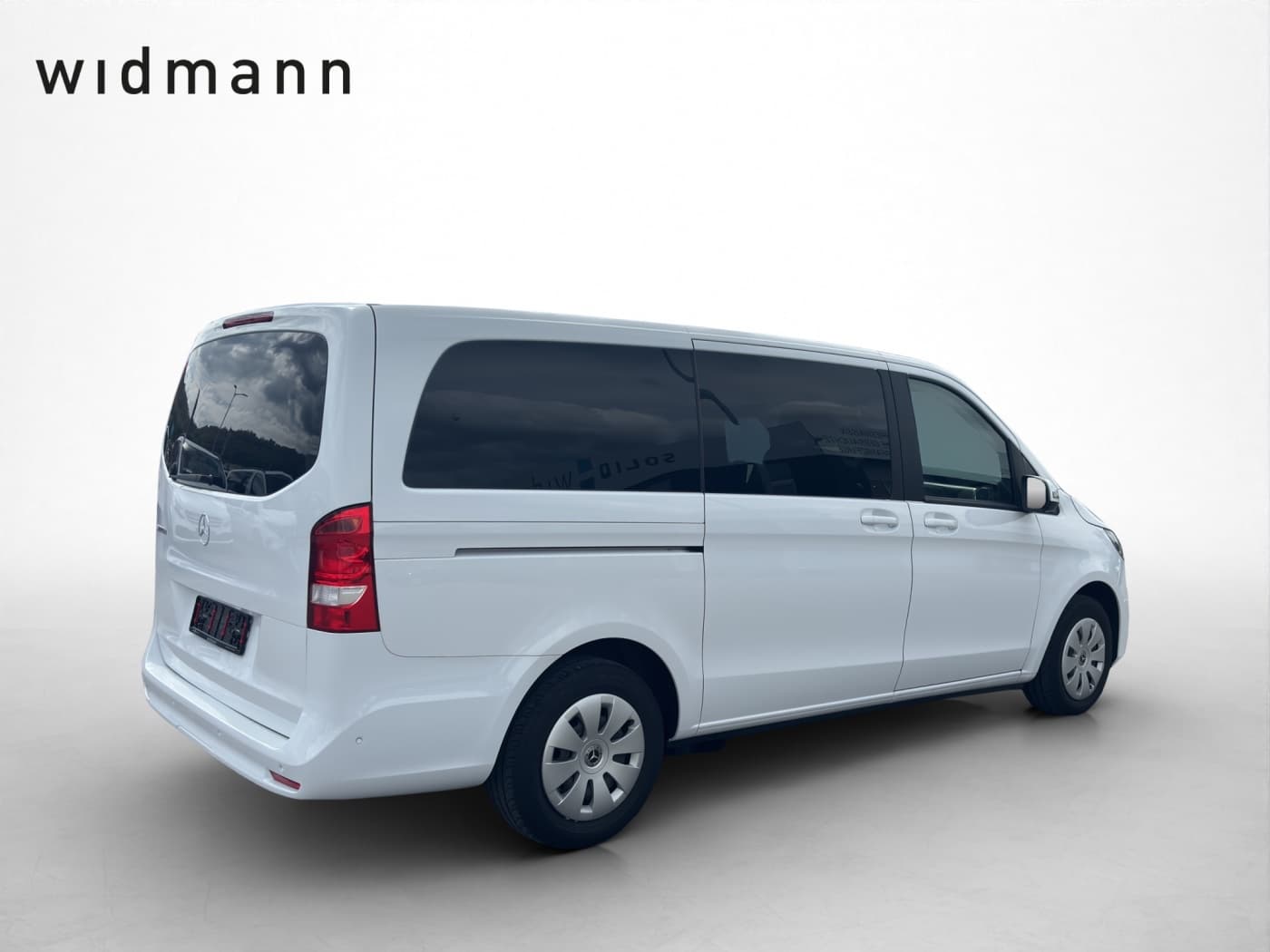 Mercedes-Benz V 220 d RISE Lang Bild 3