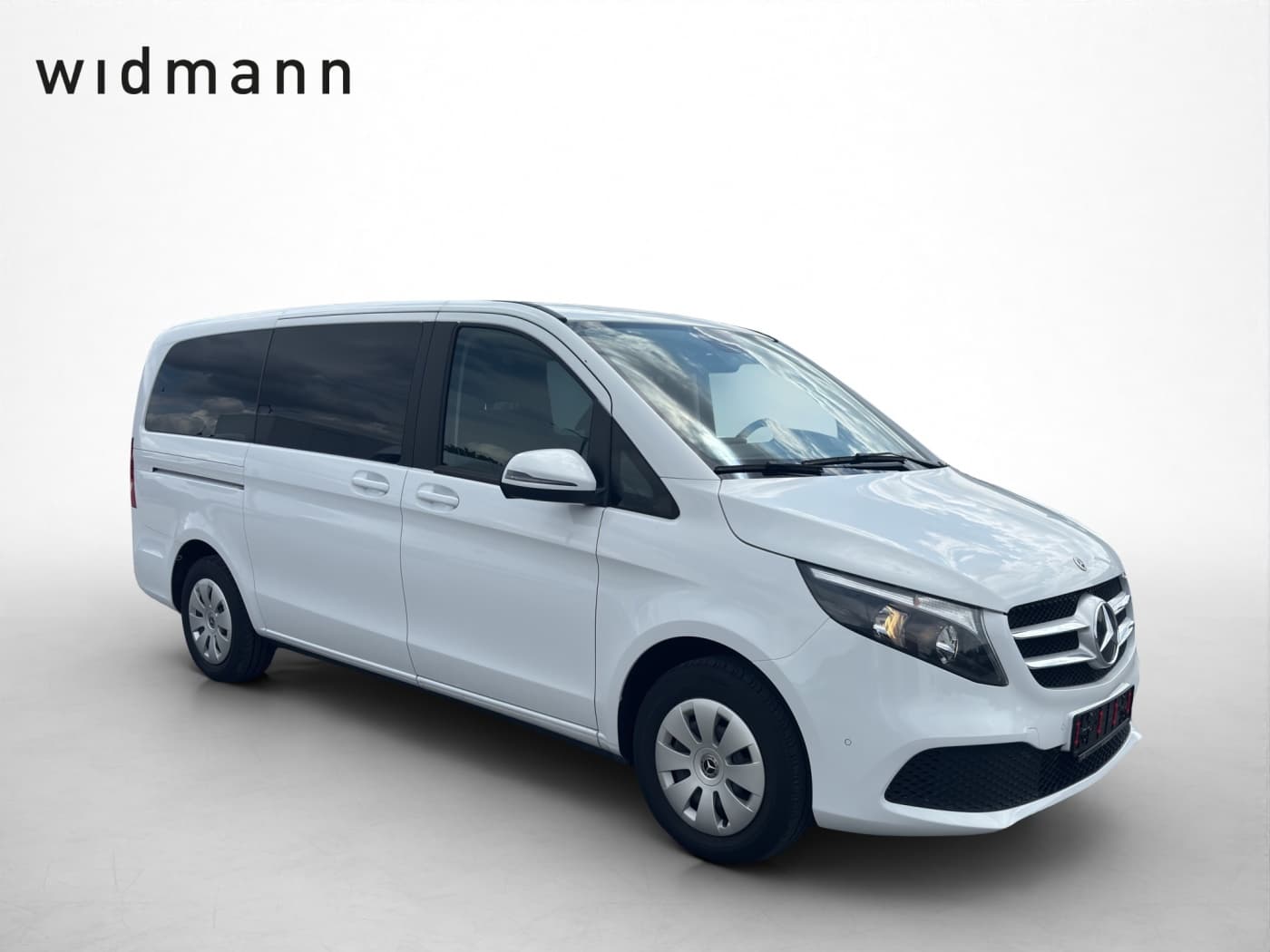 Mercedes-Benz V 220 d RISE Lang Bild 7