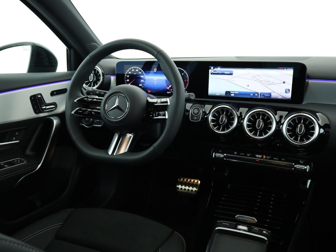 Mercedes-Benz A 220 d Bild 10