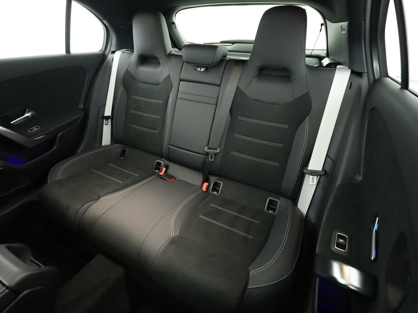 Mercedes-Benz A 220 d Bild 18