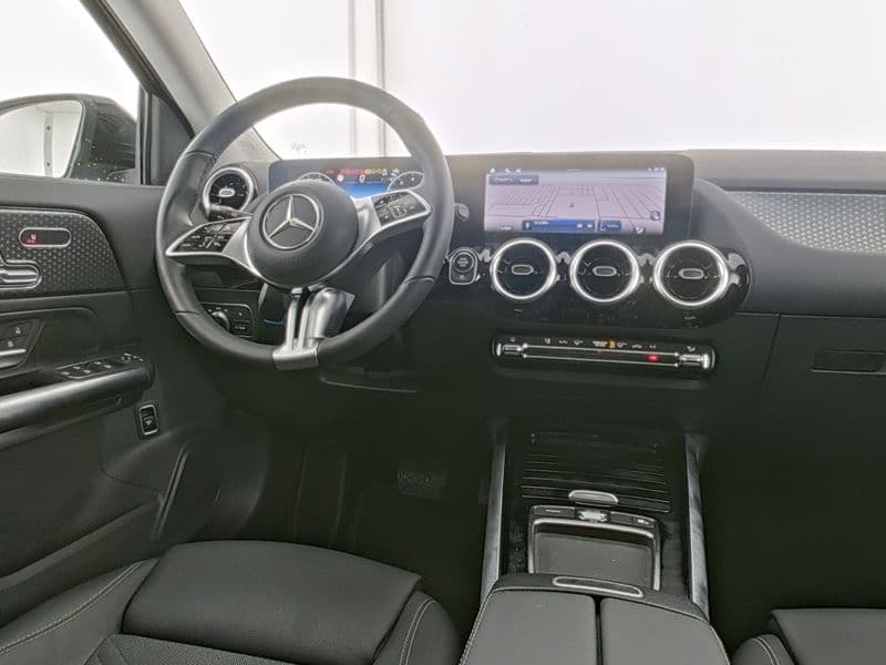 Mercedes-Benz GLA 200 Bild 6