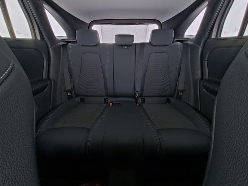 Mercedes-Benz GLA 200 Bild 8