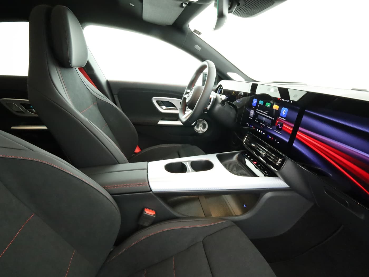 Mercedes-Benz CLA 220 4MATIC Bild 17
