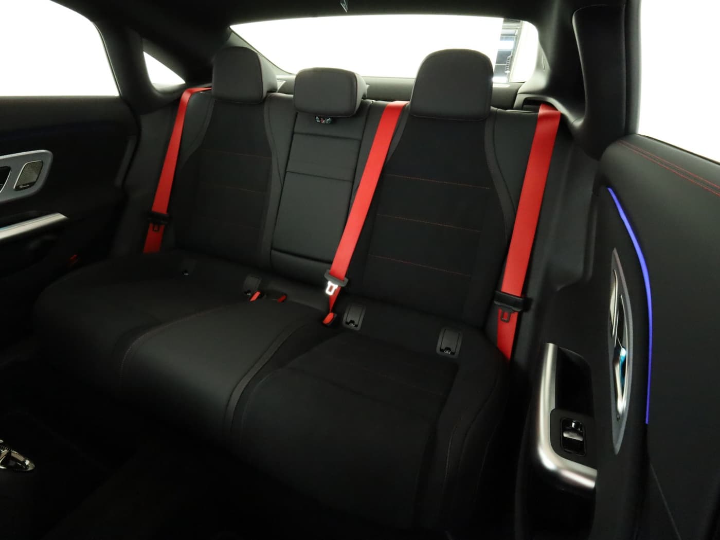 Mercedes-Benz CLA 220 4MATIC Bild 18