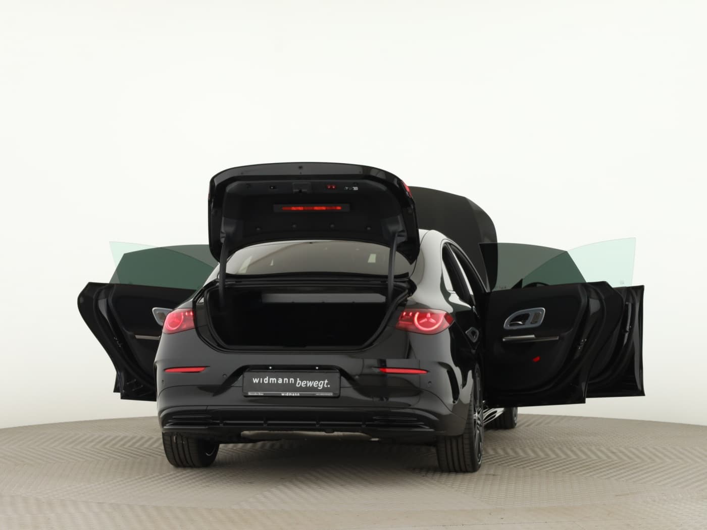 Mercedes-Benz CLA 220 4MATIC Bild 9