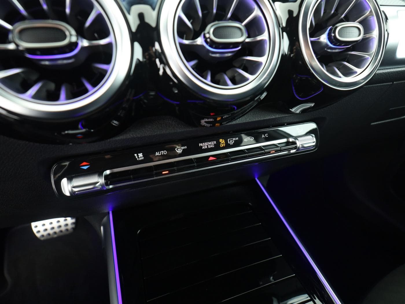 Mercedes-Benz GLB 200 d 4MATIC Bild 14